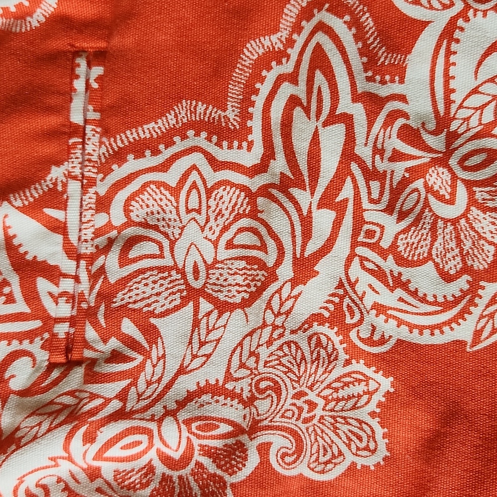 Tropical orange/white shorts